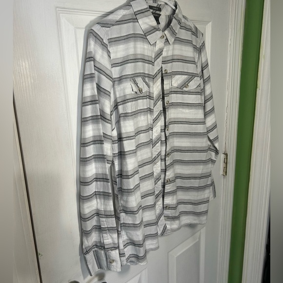 Eddie Bauer Women’s size Medium Classic Fit 100% Cotton Button Up. Black Stripes - Picture 2 of 8